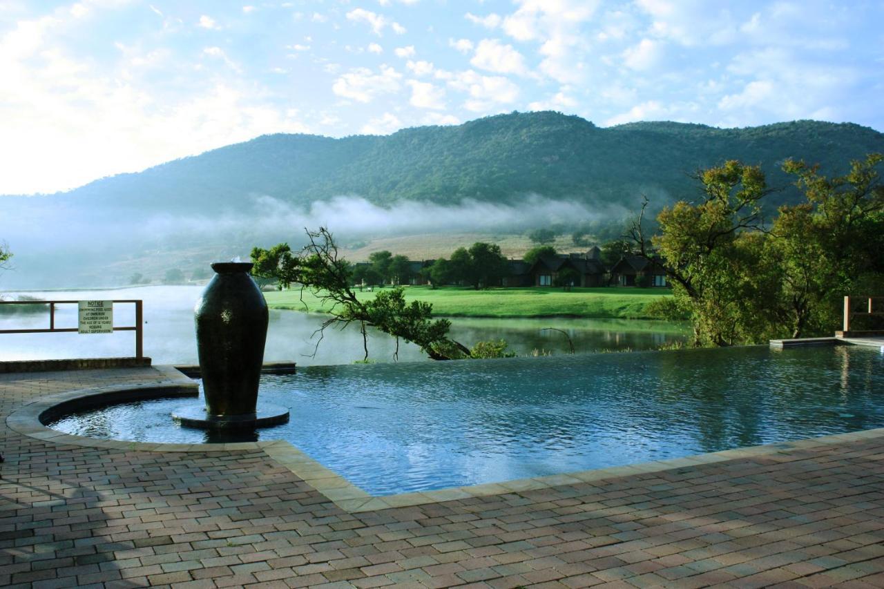 Kloofzicht Lodge&Spa Krugersdorp Exterior foto View of the resort