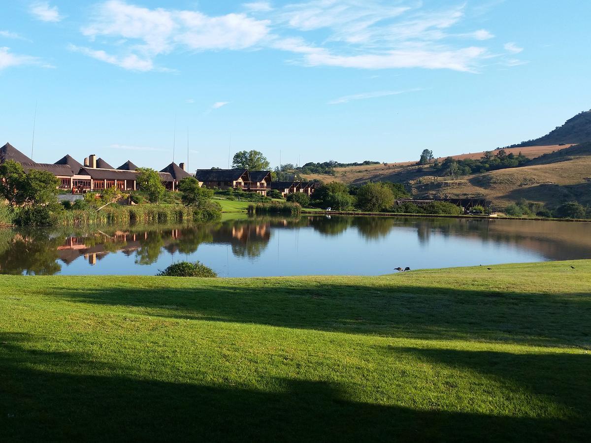 Kloofzicht Lodge&Spa Krugersdorp Exterior foto The village of Sunstone
