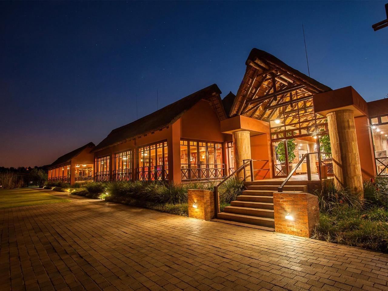 Kloofzicht Lodge&Spa Krugersdorp Exterior foto The main entrance of the resort