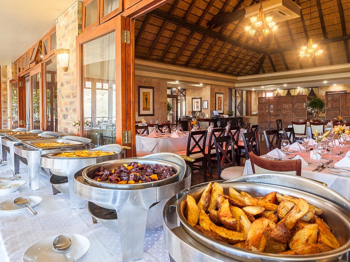 Kloofzicht Lodge&Spa Krugersdorp Exterior foto A buffet at a hotel